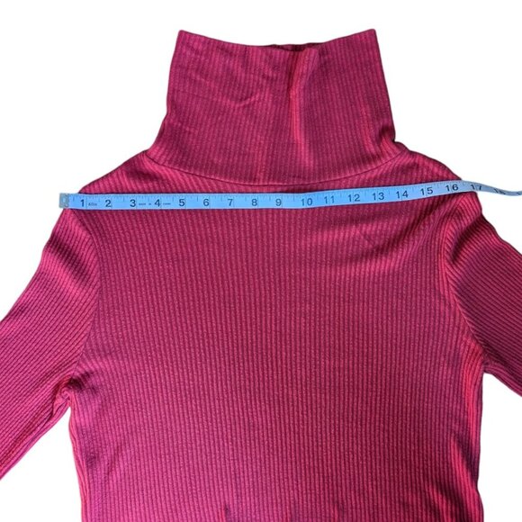 Garage Red Turtleneck Ribbed Short Sweater Women Size Medium - Picture 8 of 12